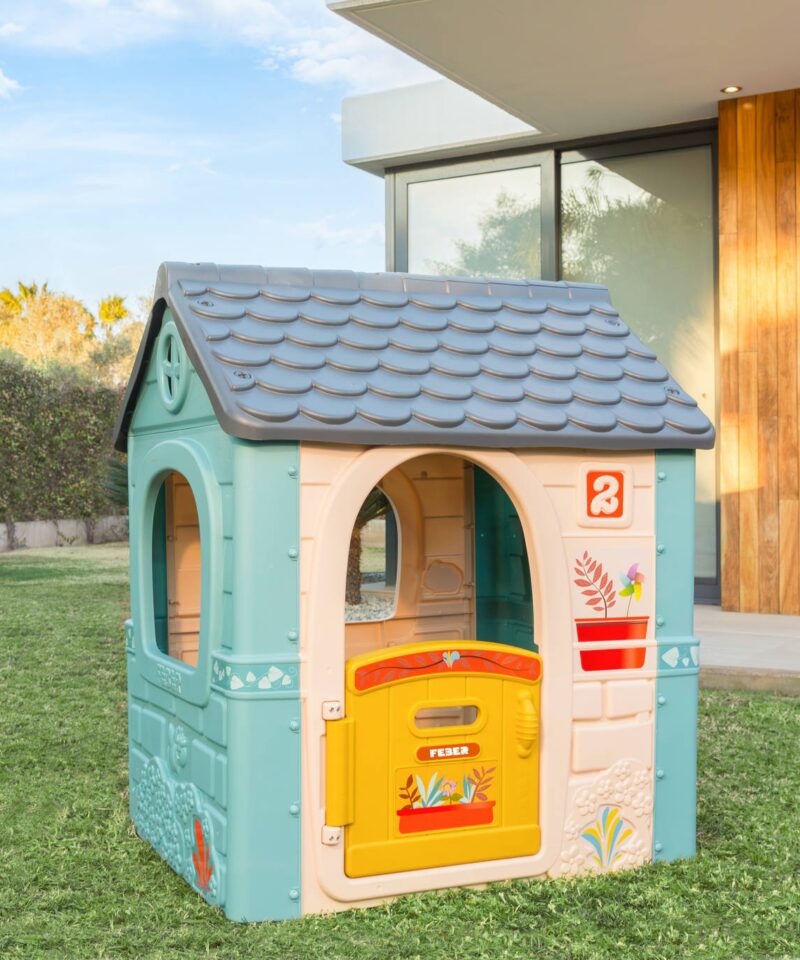 Laste aiamaja avanevate ustega