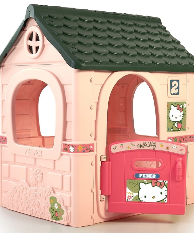 Pastelne mängumaja aias