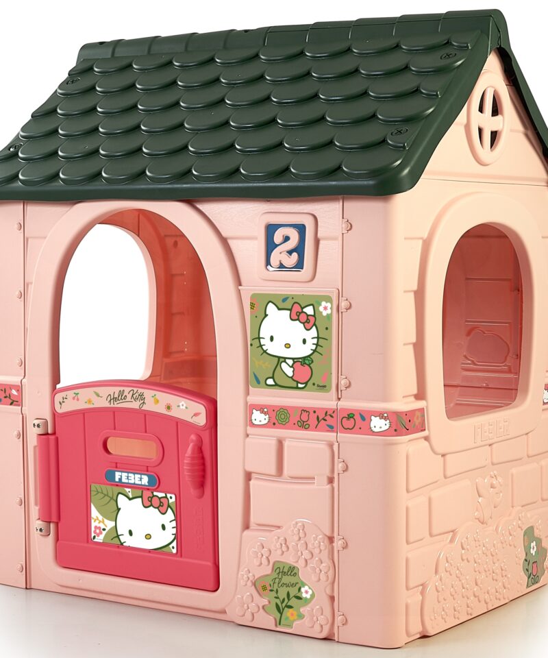 Fantaasiarikas mängumaja õues