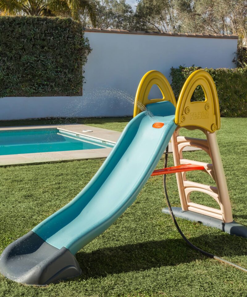 UV-kaitsega plastikust liumägi