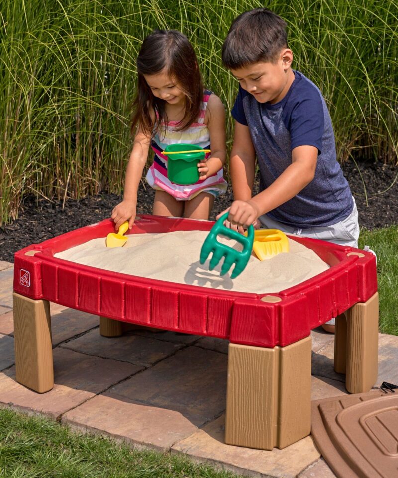 Liivakastiga laud, mis mahutab 35 kg liiva