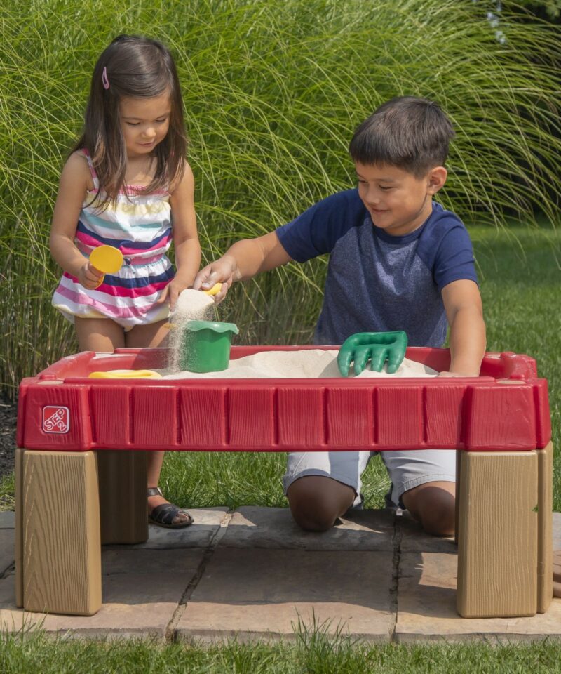 Liivakastiga laud, mis mahutab 35 kg liiva