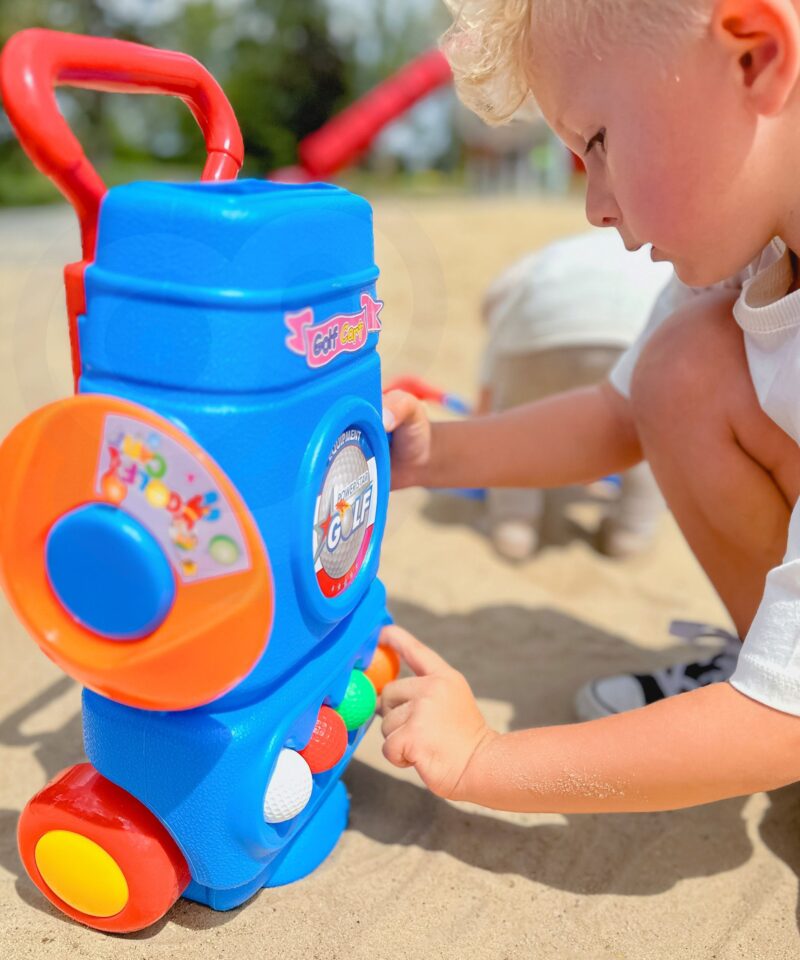 Golfikeppide ja pallide komplekt