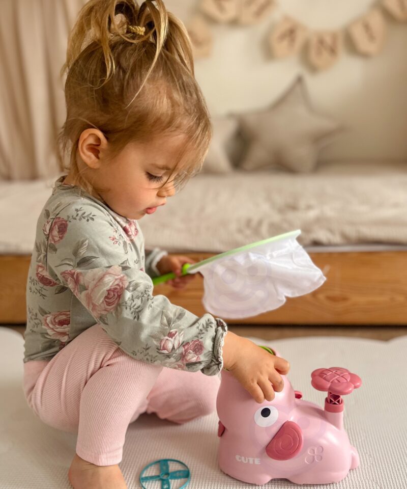 Lapsed püüdmas ketast