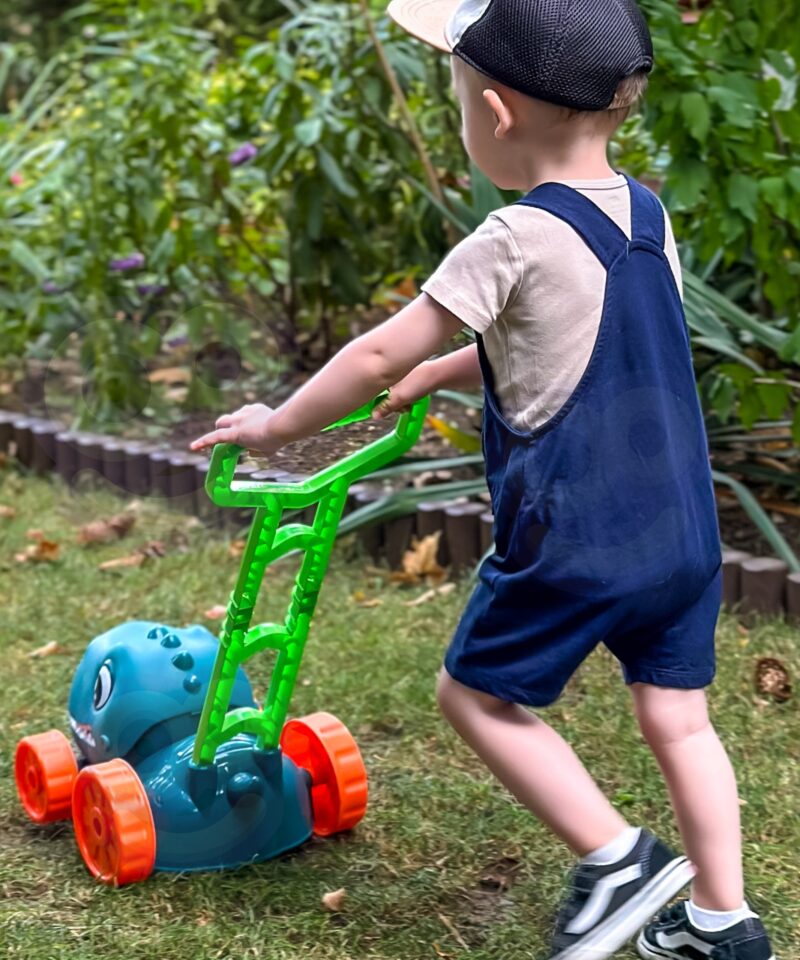 Värvikas ja lõbus muruniiduk