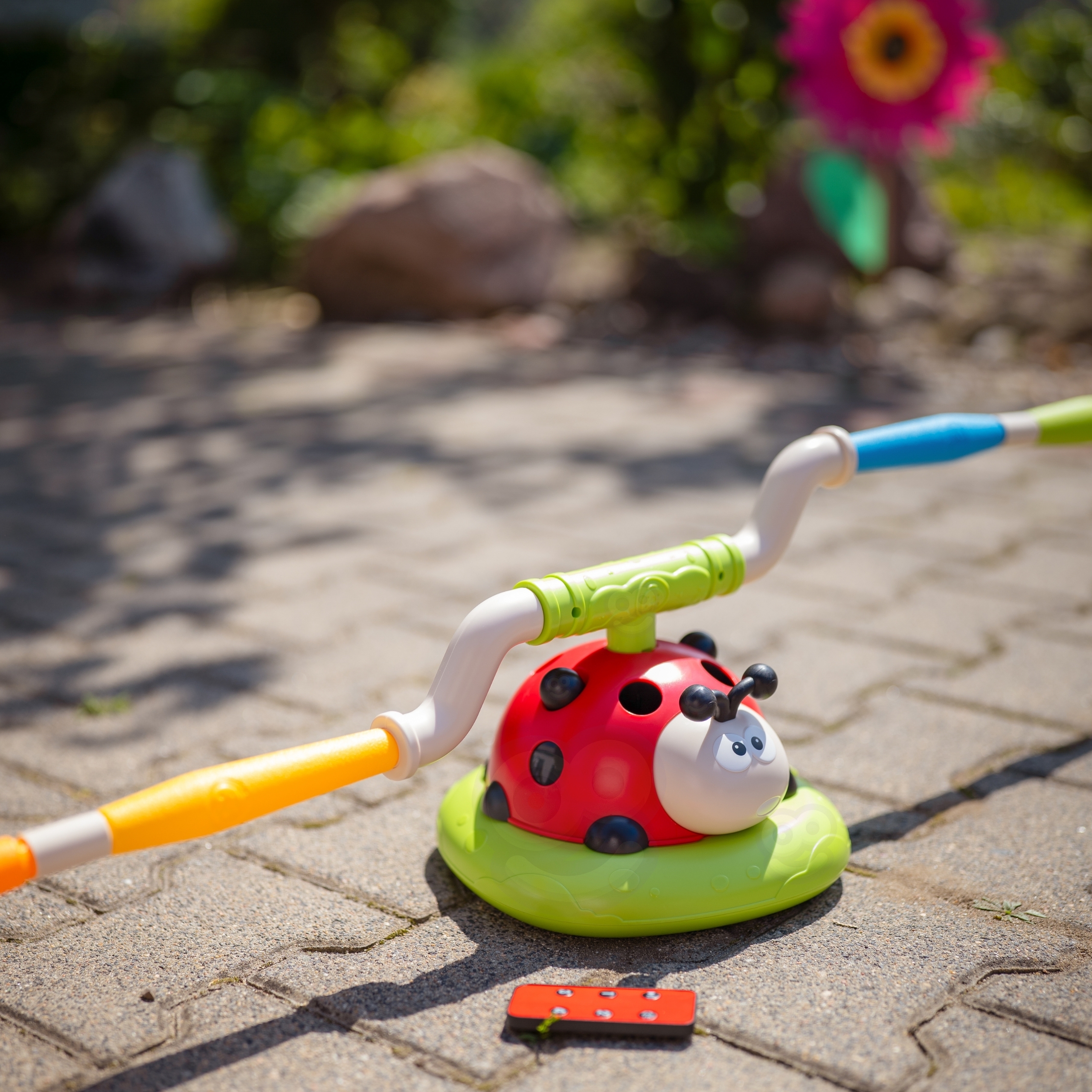 Kolme-ühes mänguasi mitmekülgseks lõbuks