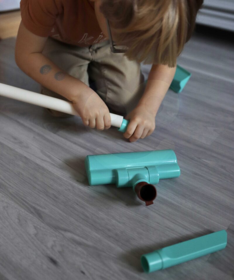 Lastele lõbus ja hariv koristusmänguasi