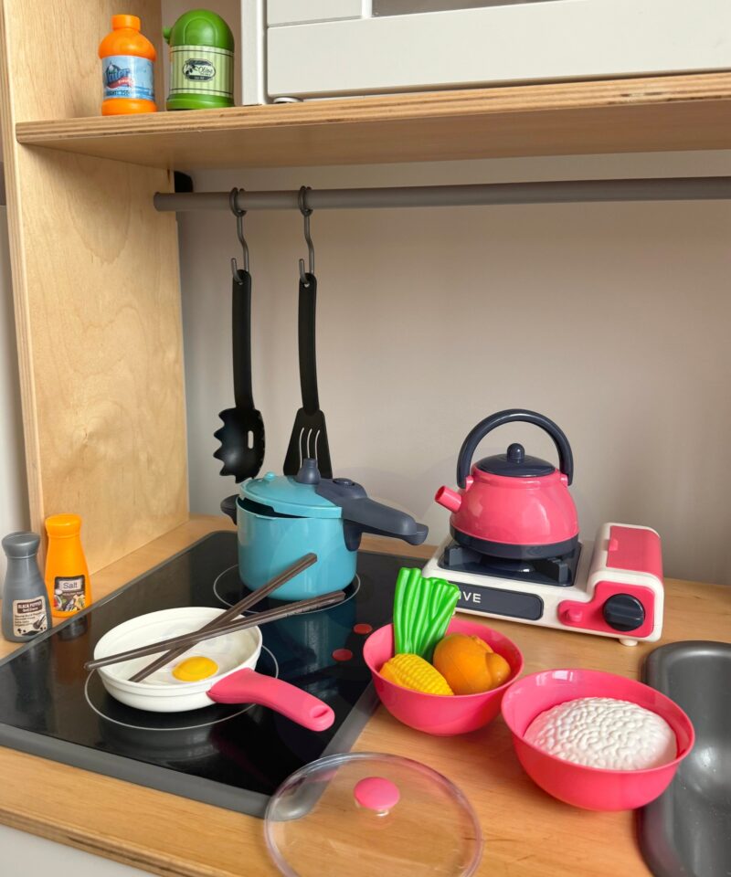 Ohutu ja vastupidav köögimäng lastele