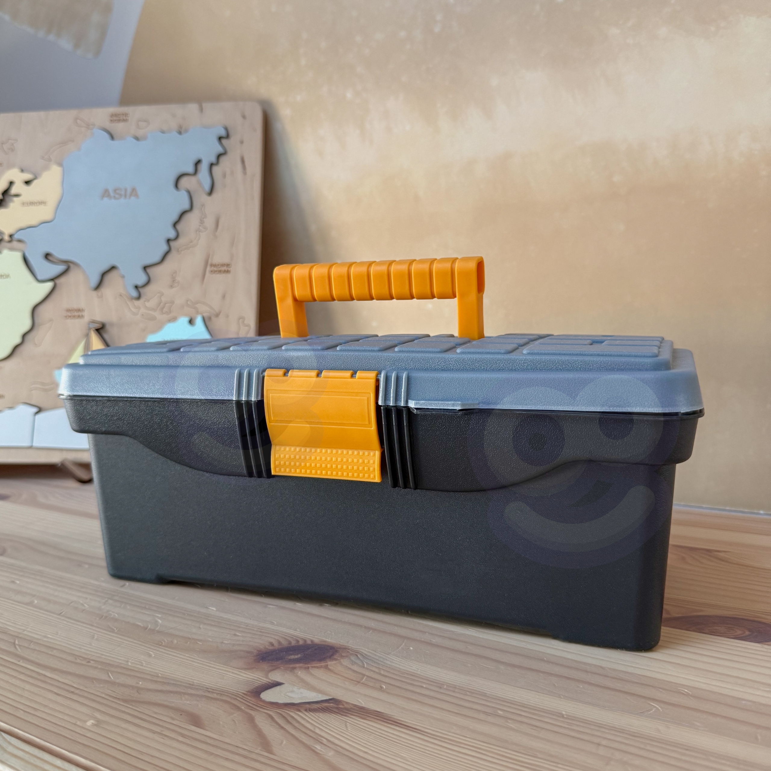 Elektrilise kruvikeerajaga tööriistakomplekt