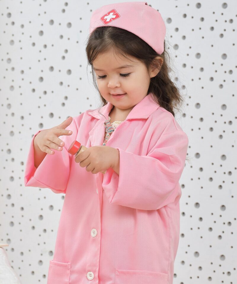 Komplekt kinkekarbis