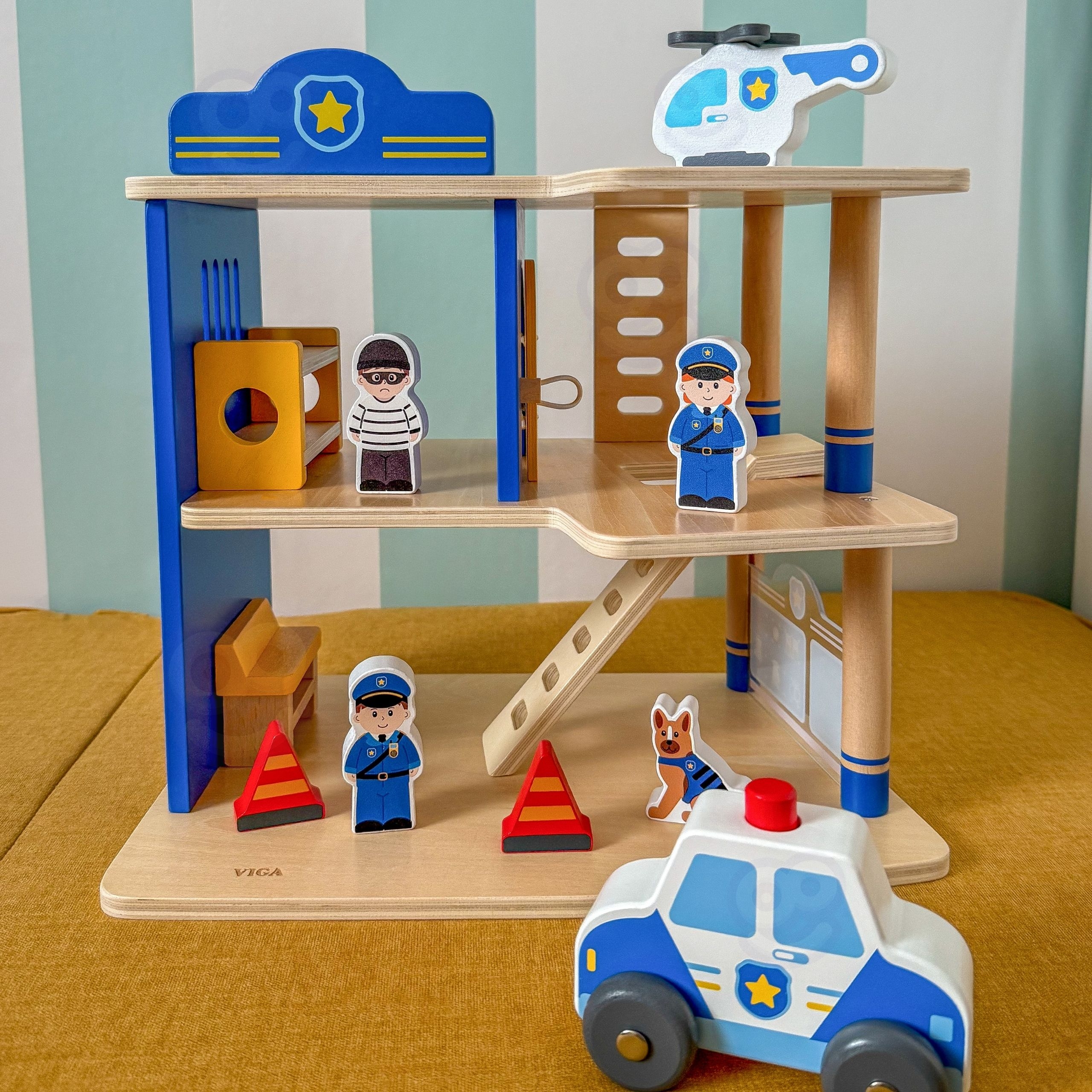 Politseinikud ja varas figuurid