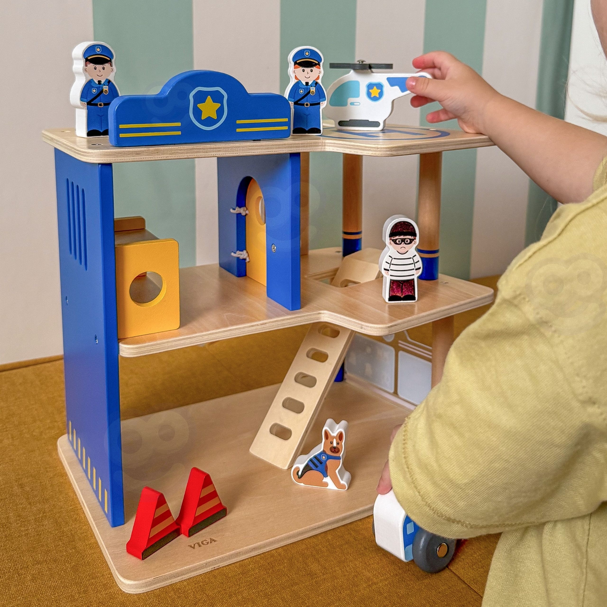 Politseikoer ja liikluskoonused lisana