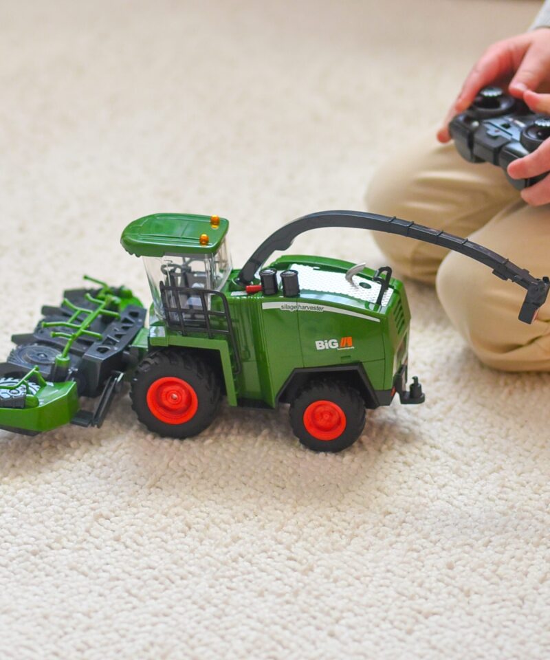 Põllumajandusmasina juhtimise mänguasi