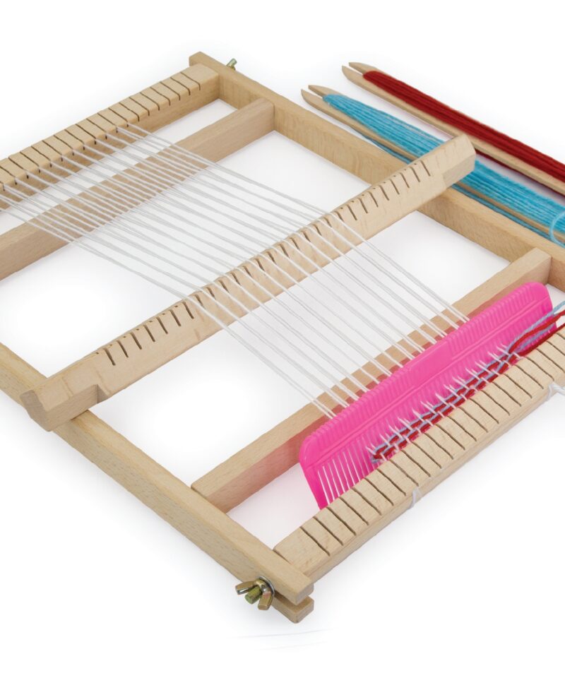 Esteetiline ja värvikas kudumiskomplekt