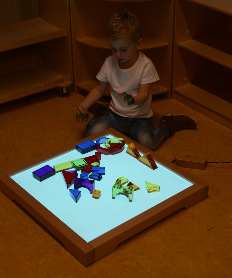 Laste loovuse arendamiseks mõeldud paneel