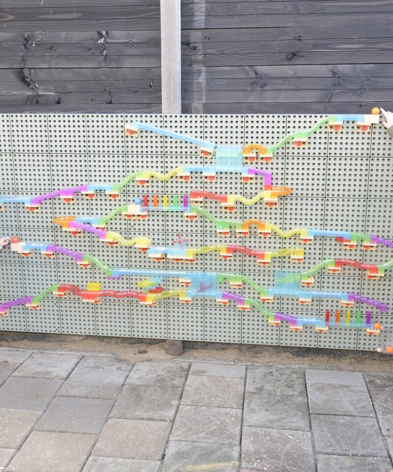 Loovust ja motoorseid oskusi arendav mäng