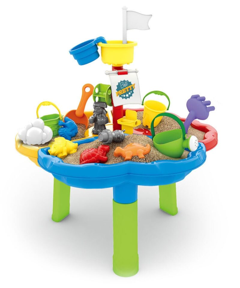 Vee- ja liivamängu laud piraadilaeva teemaga