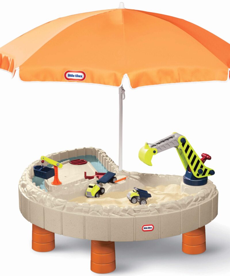 Laste mänguväljak koos liivakastiga