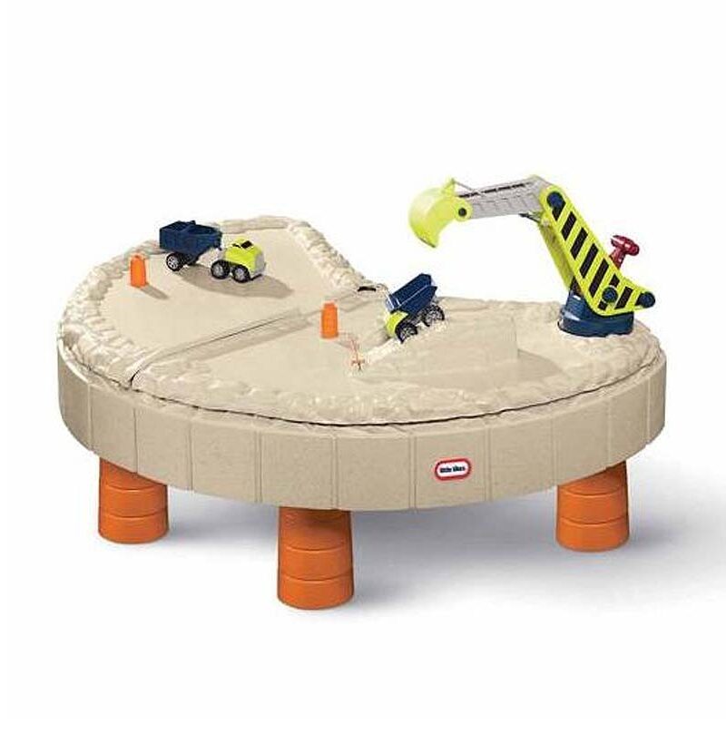 Laste mänguväljak päikesevarjuga