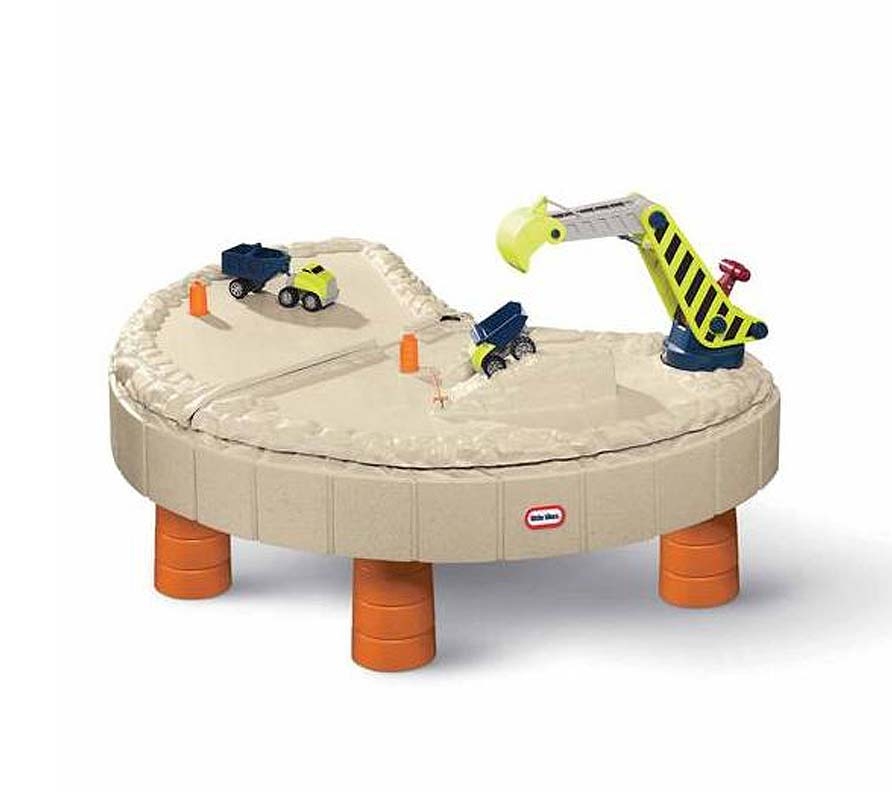 Laste mänguväljak päikesevarjuga