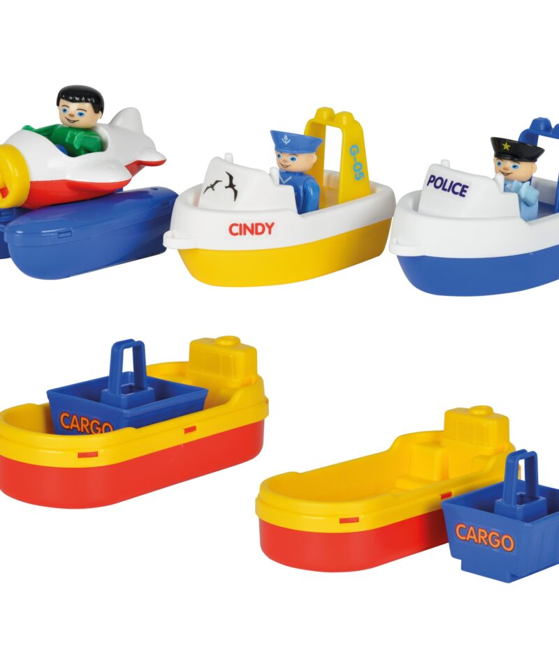 Veemängude komplekt koos laevade ja figuuridega