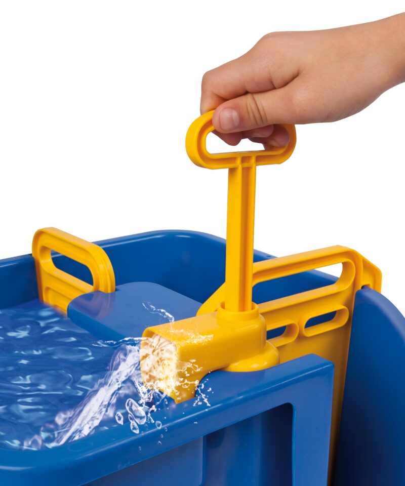 Veemängude komplekt koos laevade ja figuuridega