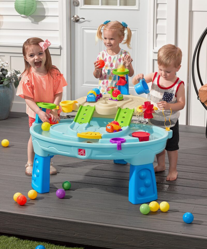 Kahetasandiline mängulaud veega