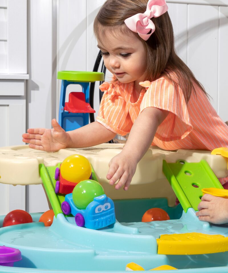 Veemängudega seikluslik mängulaud