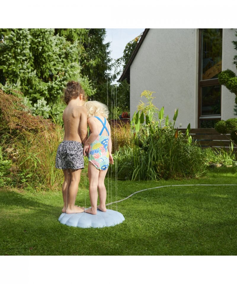 Veemängu dušš suvepäevadeks