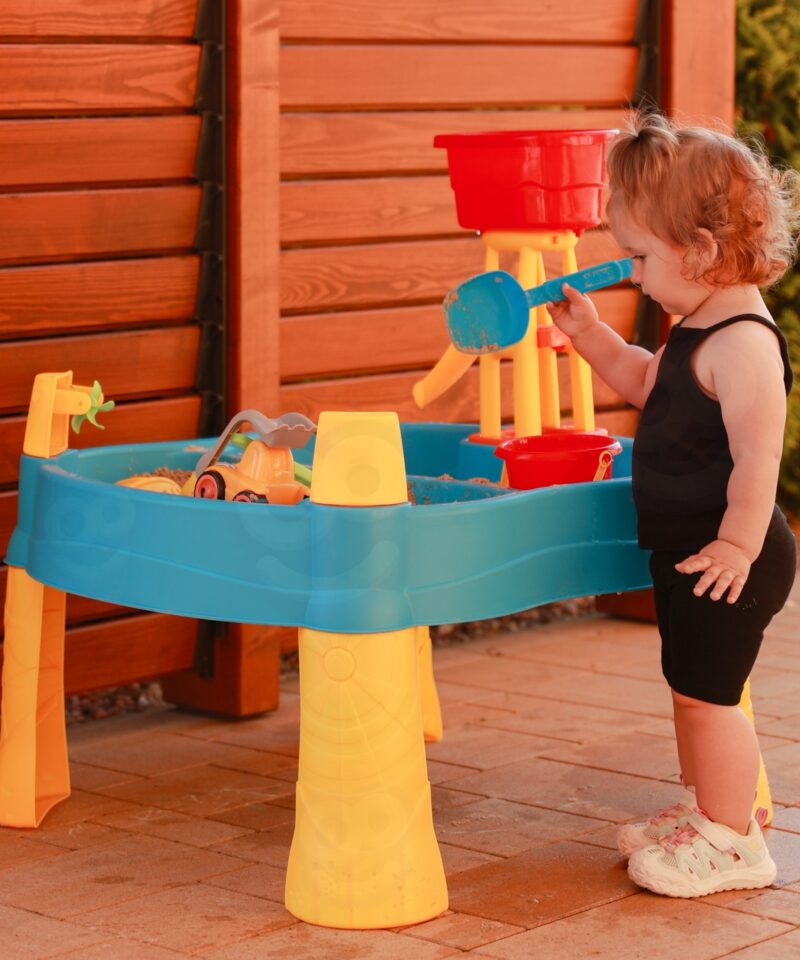 Laste veelaud ja liivakast koos tarvikutega