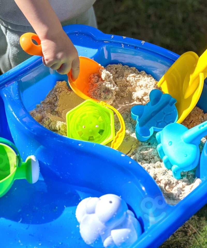 Laste mängulaud liivaga mängimiseks