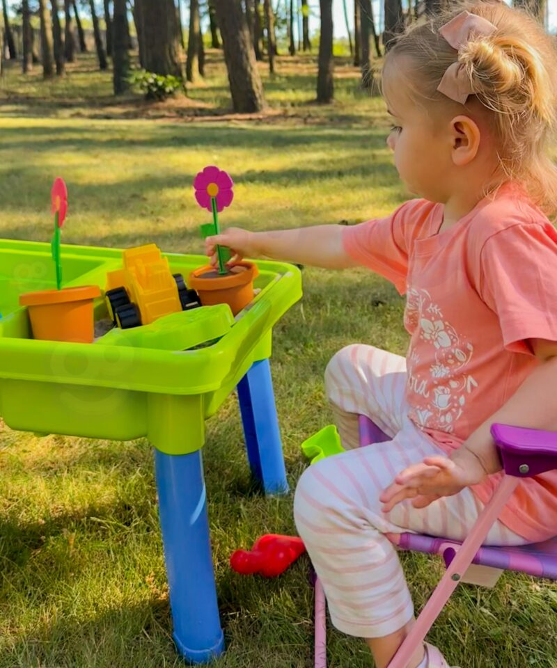 Loov mänguasi lastele