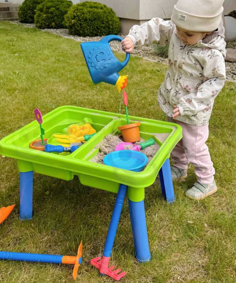 Loov mänguasi lastele