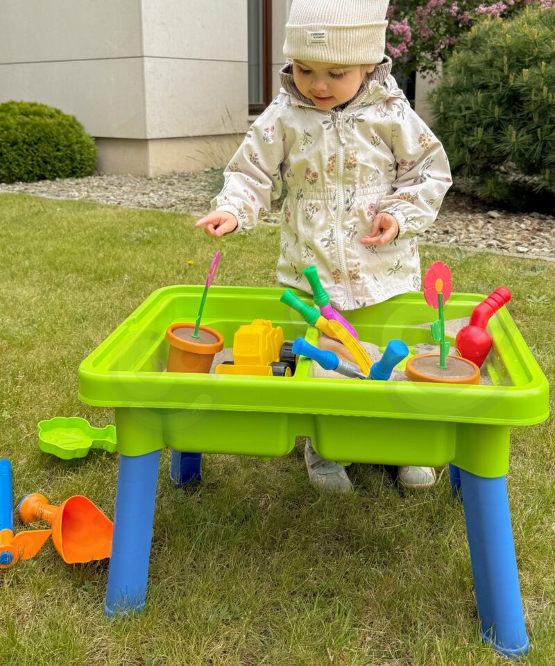 Loov mänguasi lastele