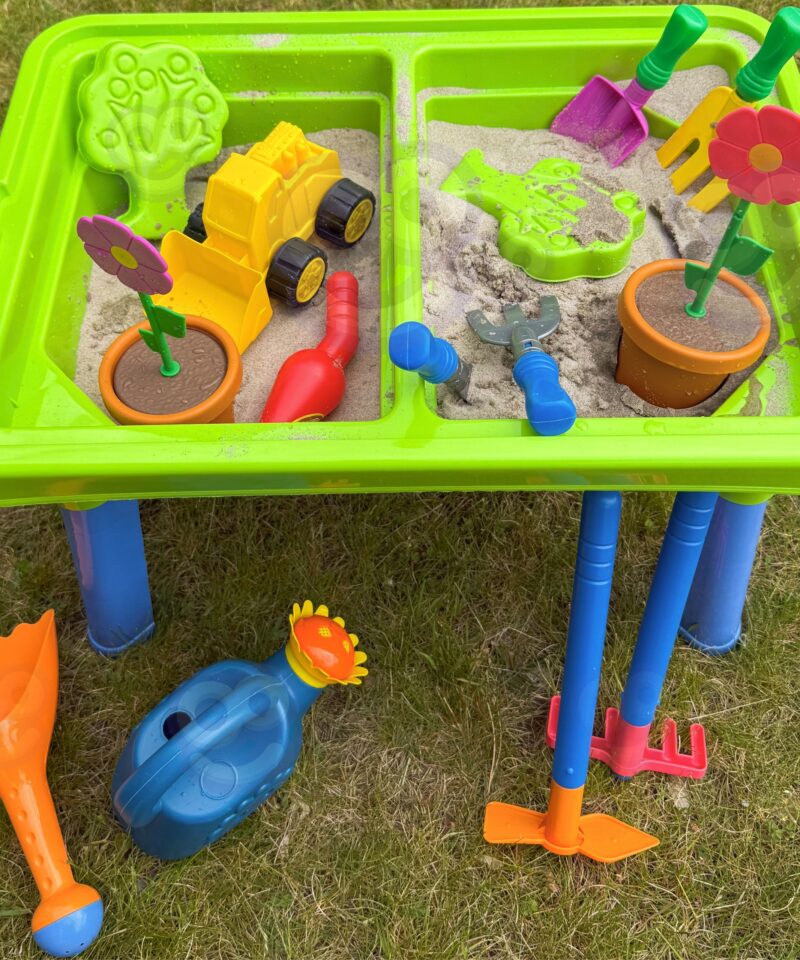 Loov mänguasi lastele