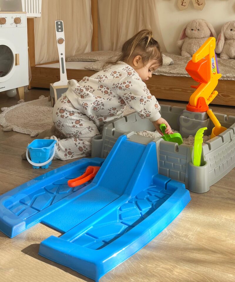 Laste liivakast koos lisatarvikutega