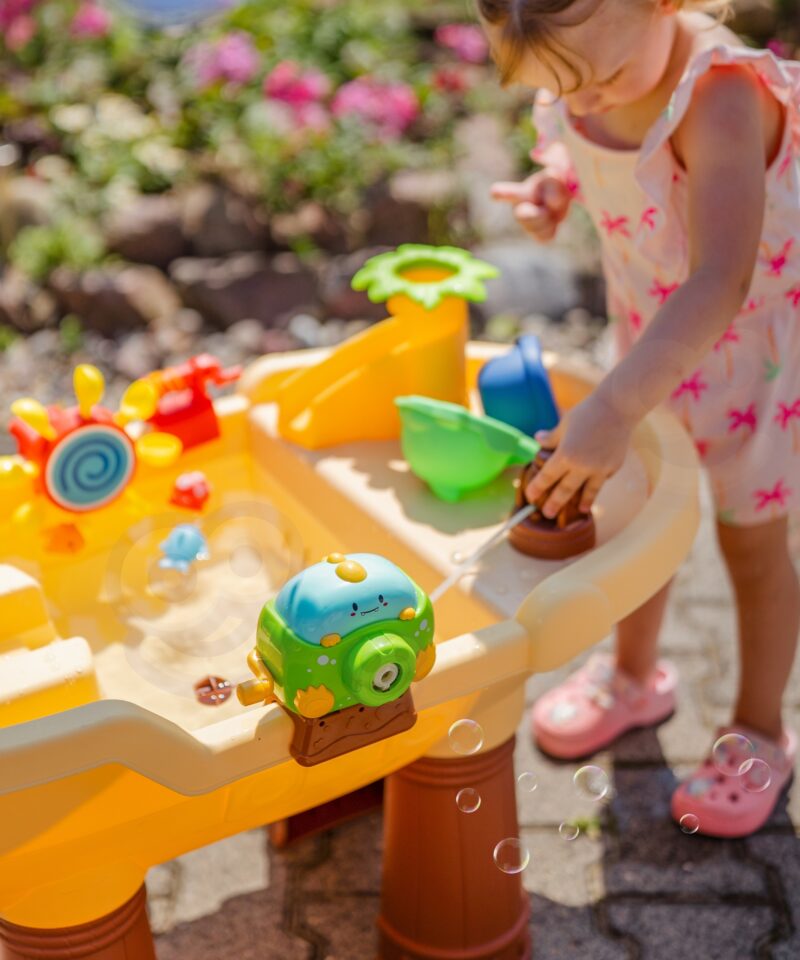 Mitme lapsele sobiv veemängulaud