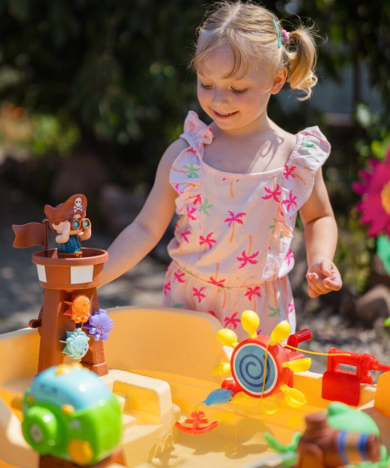 Mitme lapsele sobiv veemängulaud