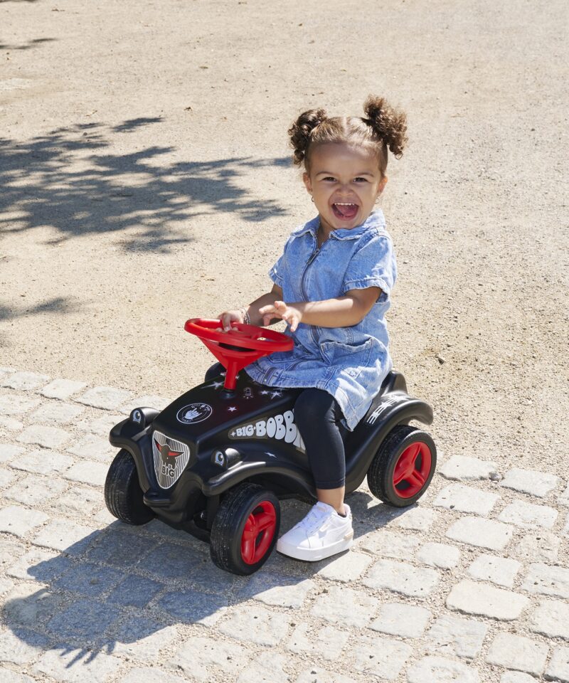 Rock'n'rolli teemaline disain