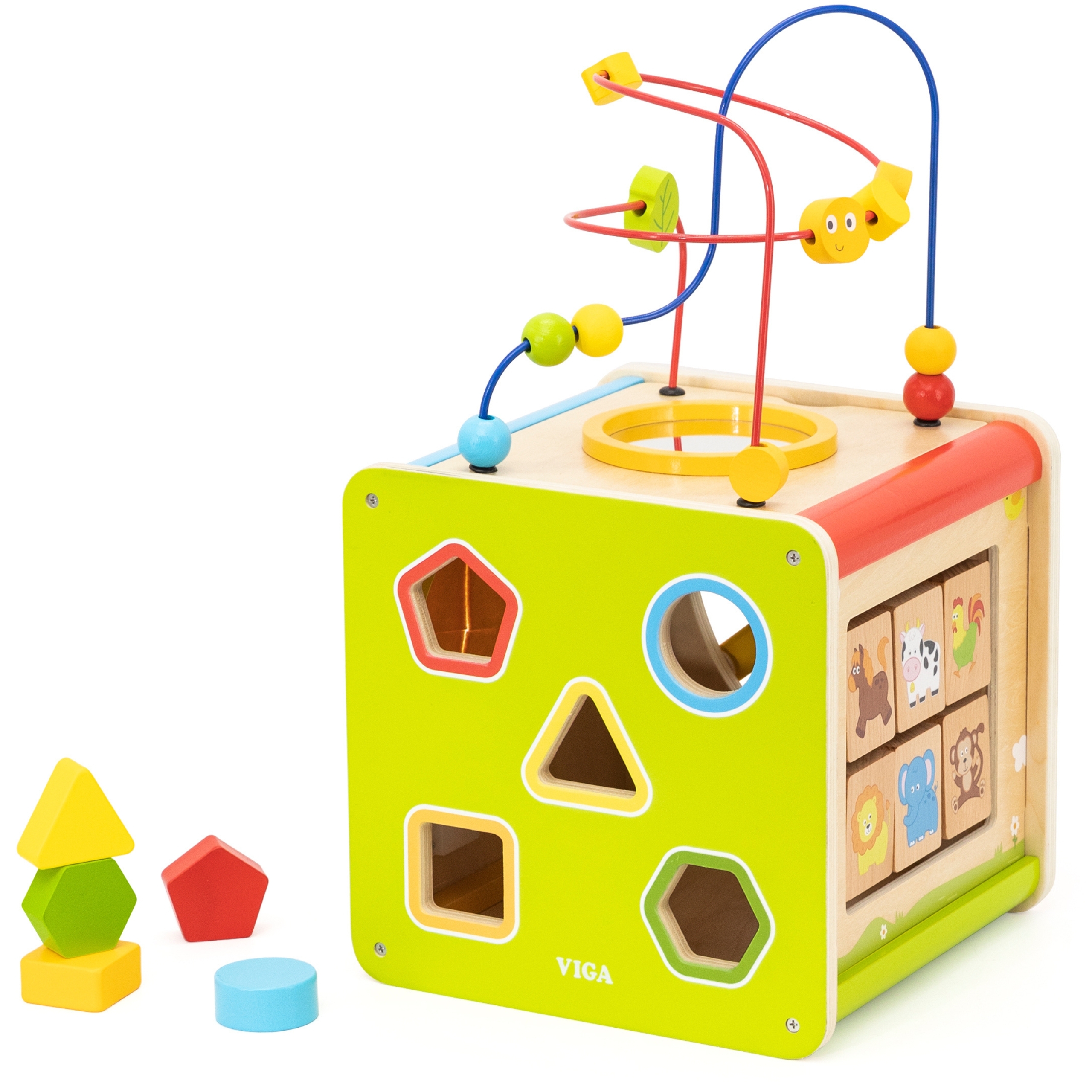 Lapsed mängivad hariva mängukuubikuga