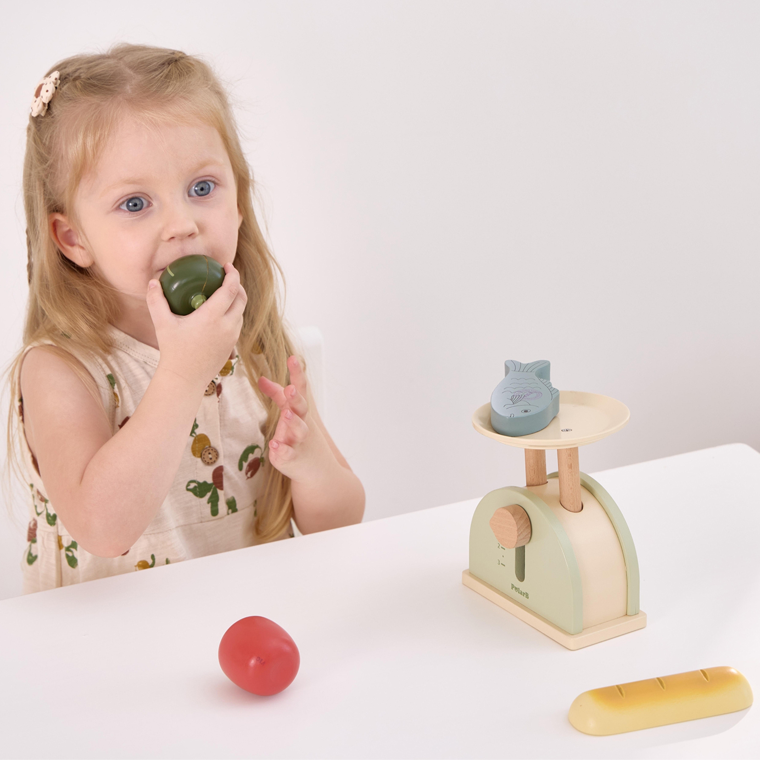 Tasakaalu õpetav puidust köögikaal