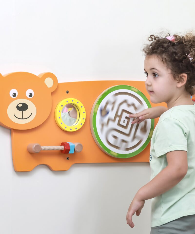 Puidust mängulaud loovuse arendamiseks