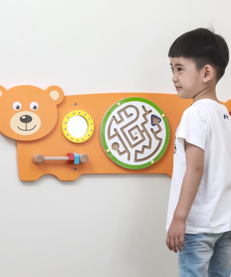 Montessori mängulaud käelise osavuse arendamiseks