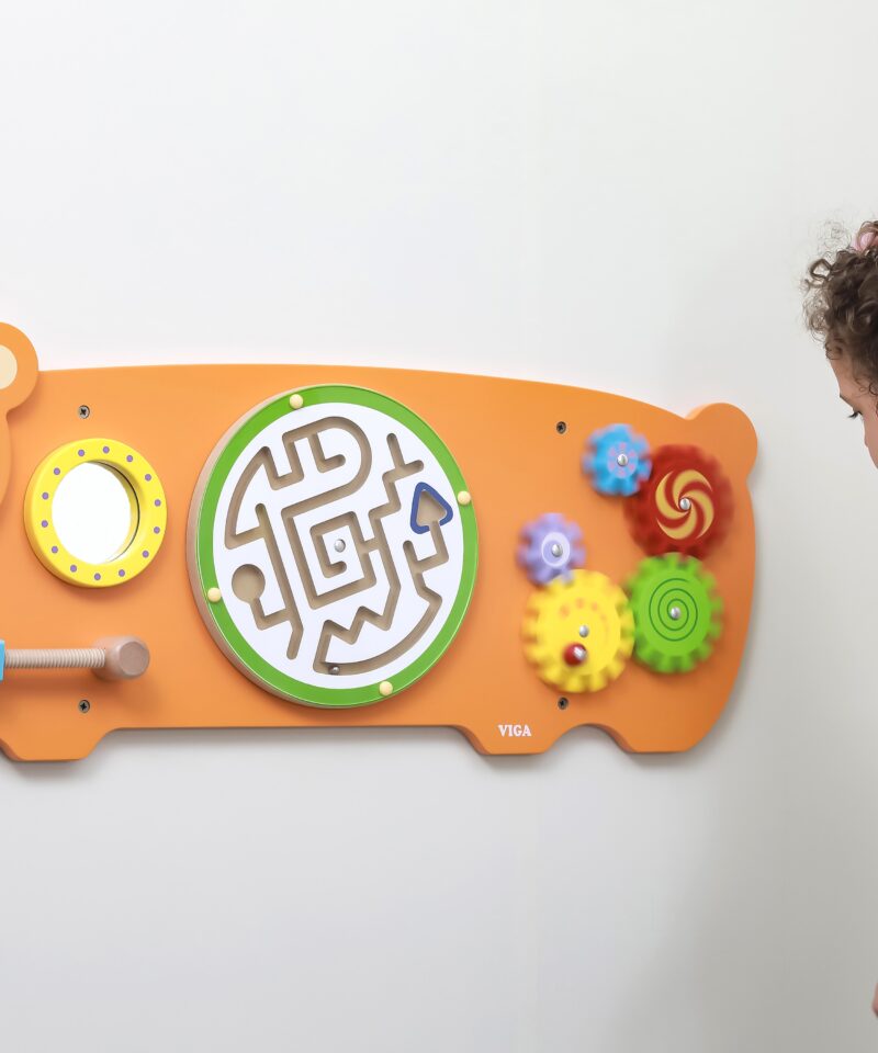 Erksavärviline Montessori mängulaud