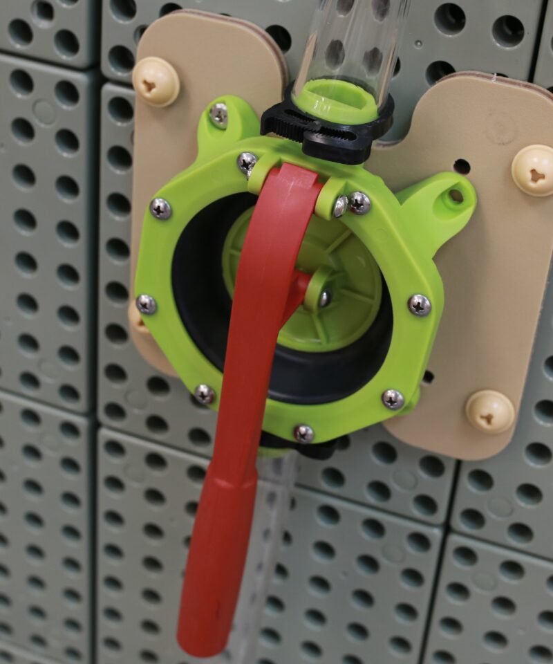 Hariduslik veepump lastele