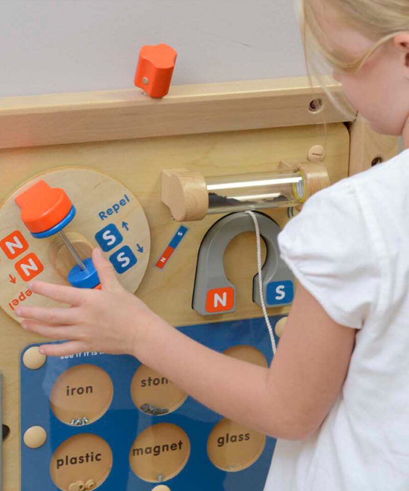 Magnetiline mängukomplekt teaduslikuks loovuseks