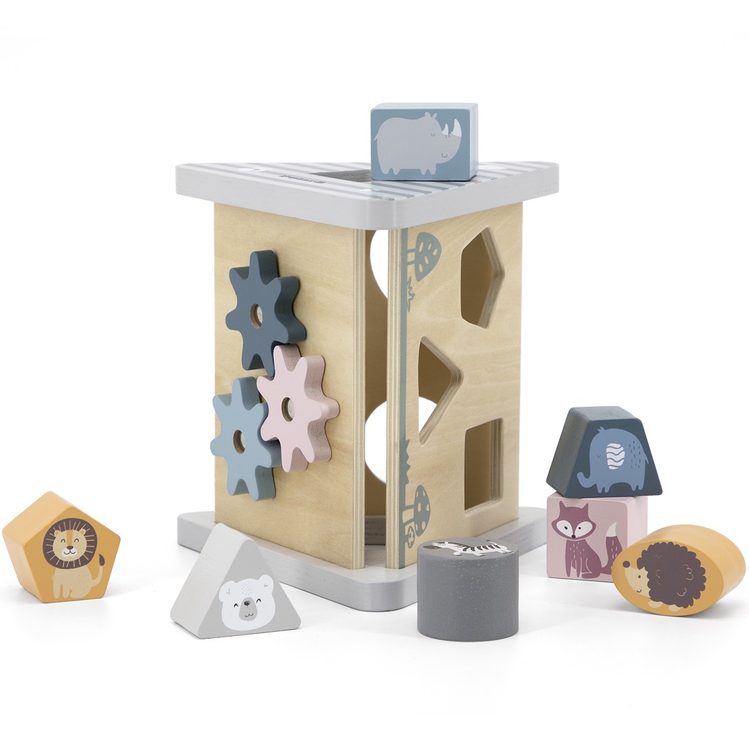 Puidust sorter erinevate kujunditega