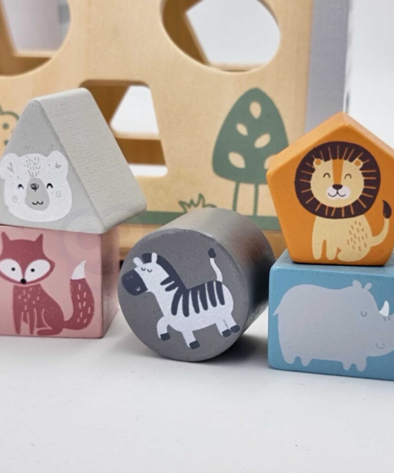 Lastele ohutu ja vastupidav puidust mänguasi