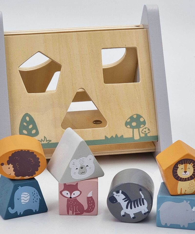 Lastele ohutu ja vastupidav puidust mänguasi