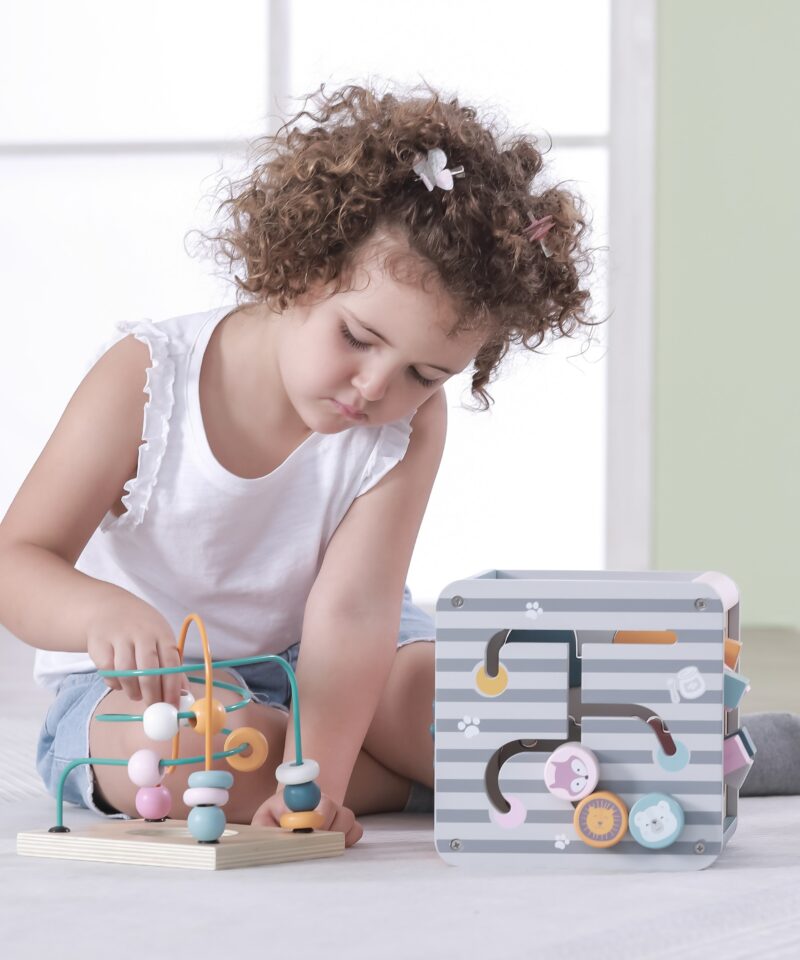 Mängukuubik arendab loogilist mõtlemist